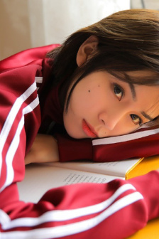 《酒后朋友人妻》HD